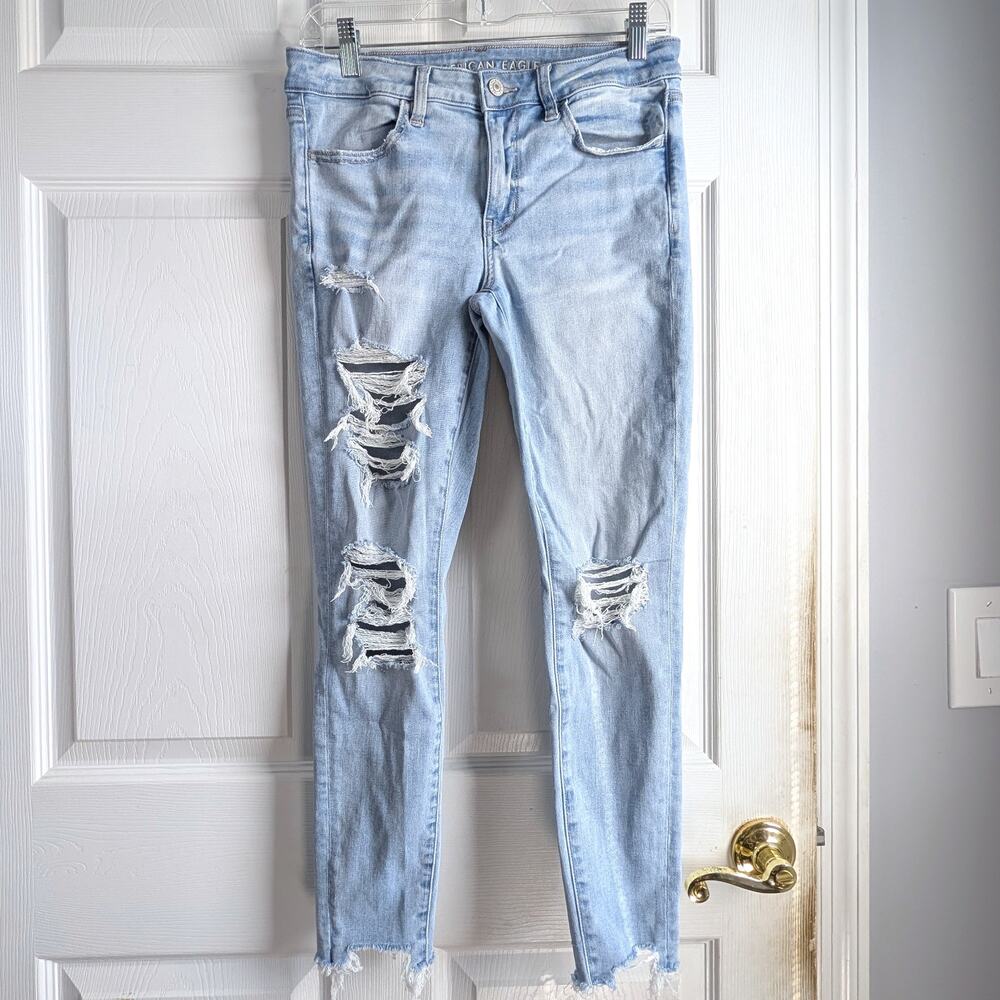 American Eagle Next Level Stretch Distressed Skinny Jeans – Size 6 Short